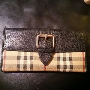 Burberry Women's wallet $100 OBO
